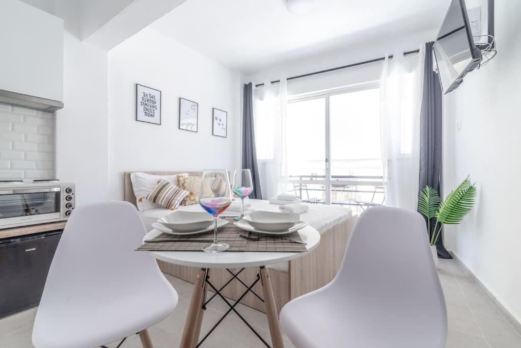 New Studio In The Heart Of City Center Heraclión Exterior foto
