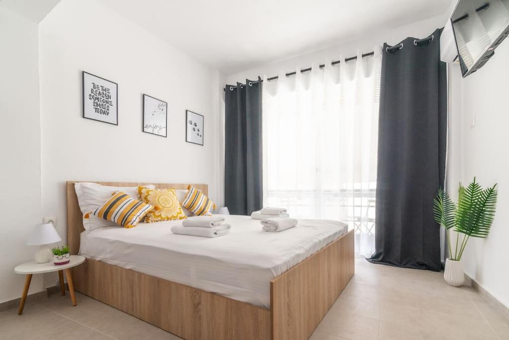 New Studio In The Heart Of City Center Heraclión Exterior foto